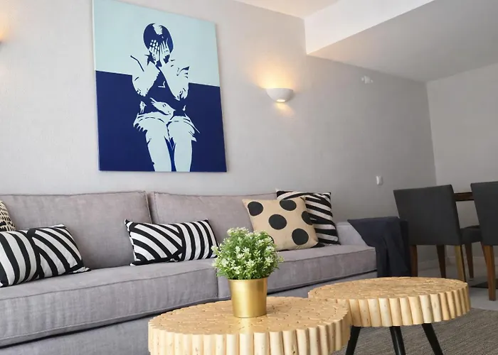 Stylish Center Apartment